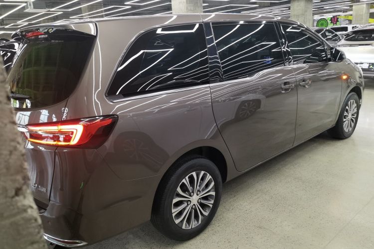 别克GL8 2022款 陆上公务舱 652T 舒适型车身外观6005