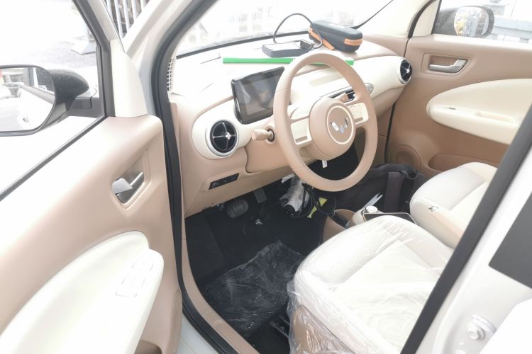 五菱汽车 宏光MINIEV 2025款 四门版 进阶款中控内饰20