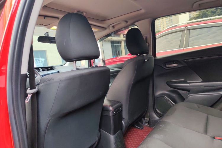 本田 飞度 2018款 1.5L CVT舒适天窗版局部细节22