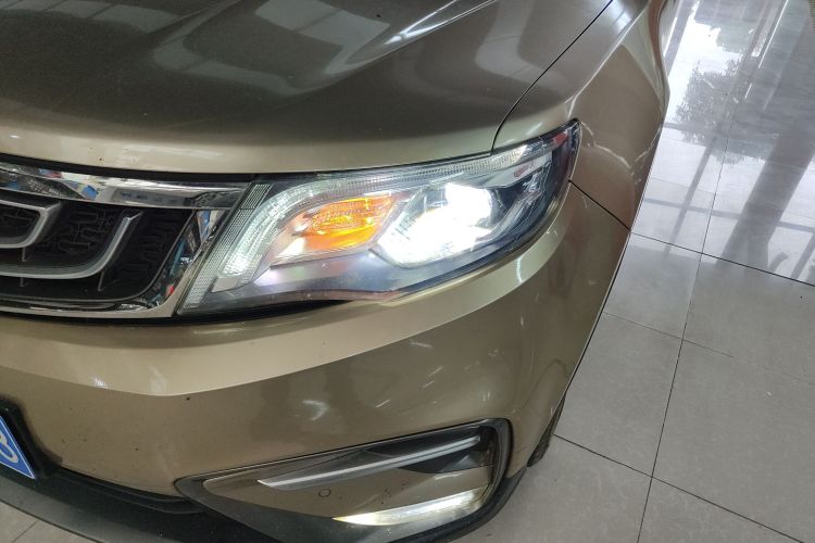 吉利汽车 博越 2018款 1.8TD 自动两驱智联型4G互联版局部细节36