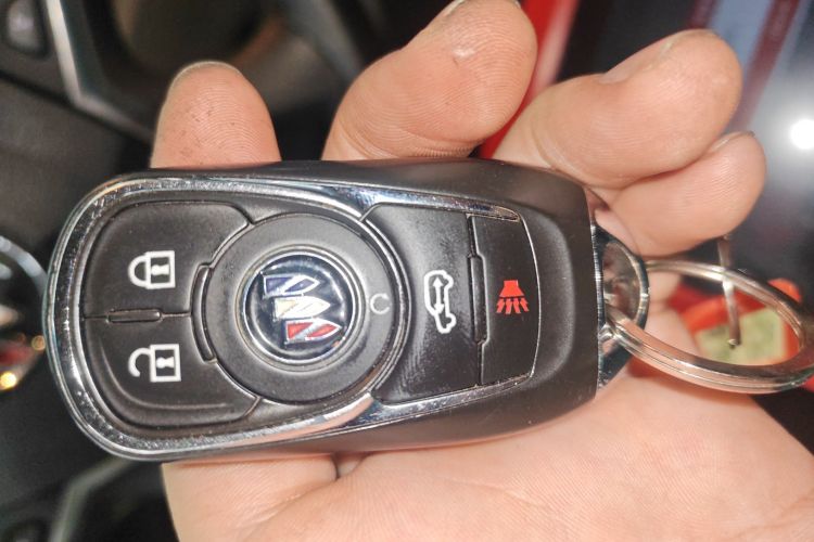 别克GL8 2021款 陆上公务舱 652T 豪华型中控内饰7001