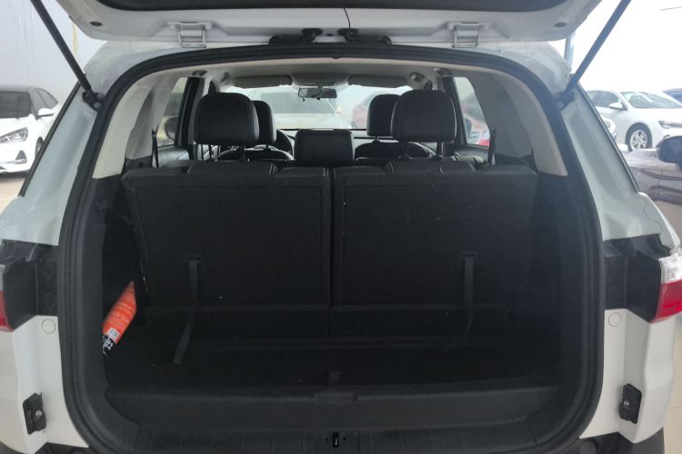 东风风光 风光S560 2019款 1.8L CVT精英型机舱底盘23