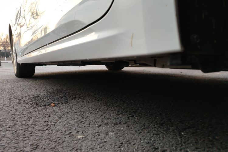 丰田 卡罗拉 2019款 1.2T S-CVT GL-i精英版局部细节9002