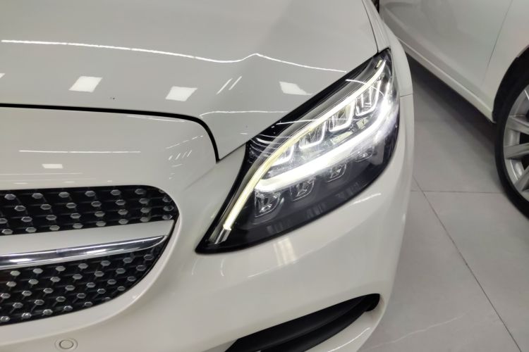 奔驰C级 2019款 改款 C 260 L 运动版局部细节36