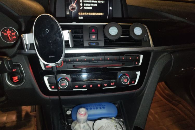 宝马3系 2017款 320Li 时尚型中控内饰16