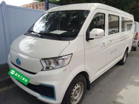 长安跨越 跨越星V7 EV 2024款 251km 掀背门舒适型 6座