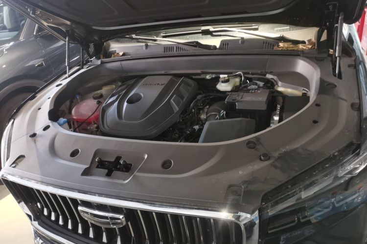 吉利汽车 星越L 2024款 2.0TD DCT EVO两驱长风版机舱底盘24