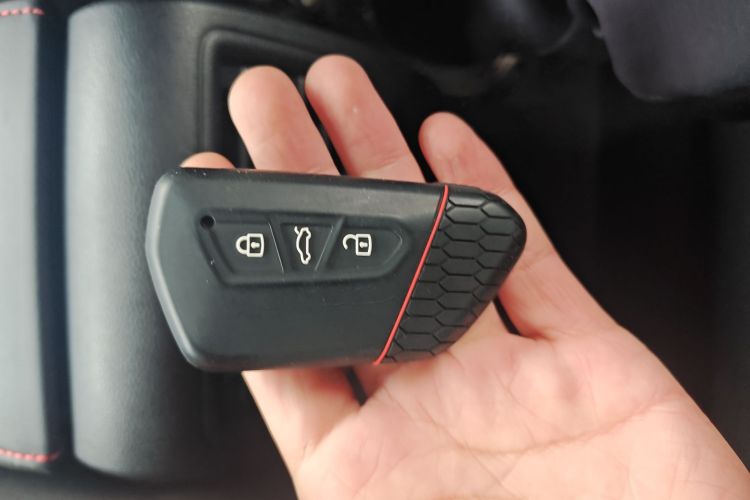 大众 高尔夫GTI 2021款 380TSI DSG GTI中控内饰7001