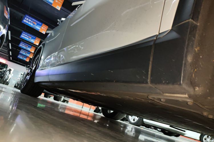 蔚来ES8 2020款 580KM 签名版 六座版局部细节9001