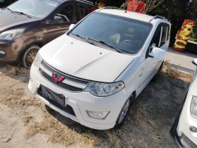 五菱汽车 五菱宏光 2016款 1.5L 改款S舒适型