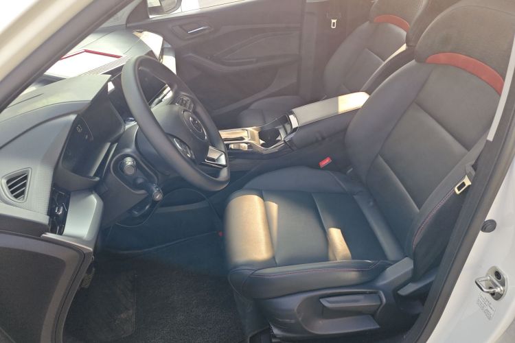 名爵 MG5 2021款 改款 180DVVT CVT青春豪华版中控内饰19