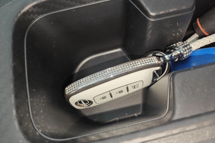 日产 轩逸 2023款 改款 1.6L CVT悦享版中控内饰11