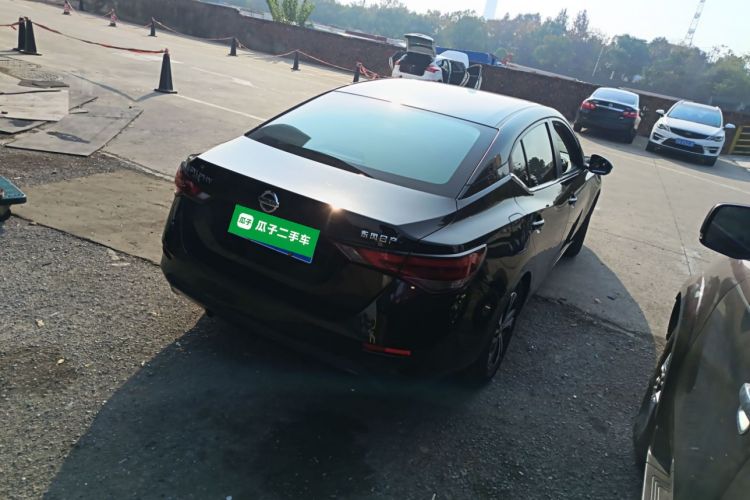 日产 轩逸 2021款 1.6L XL CVT悦享版车身外观7