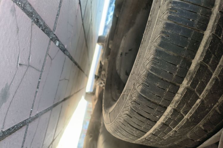 奔驰 威霆 2016款 2.0T 商务版局部细节9009