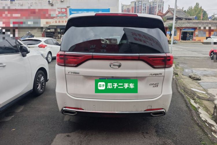 广汽传祺 传祺M8 2018款 320T 尊享版车身外观6