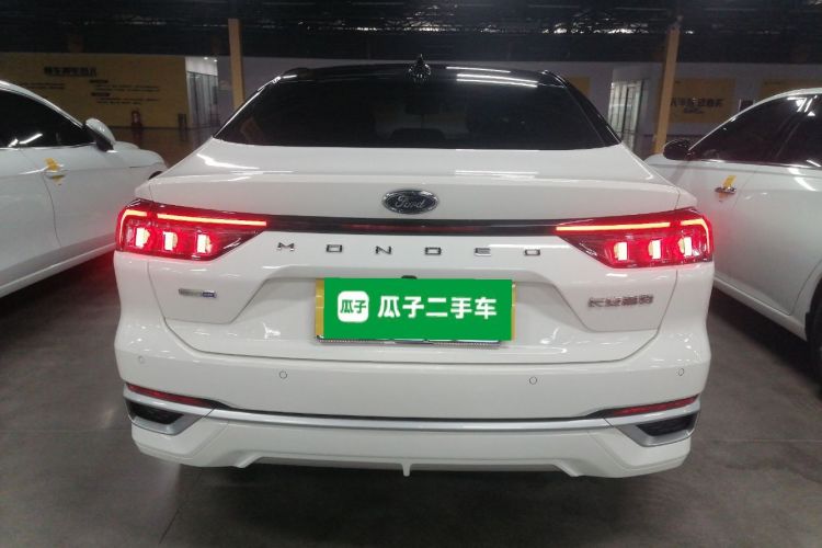 福特 蒙迪欧 2022款 改款 EcoBoost 245 豪华型车身外观6