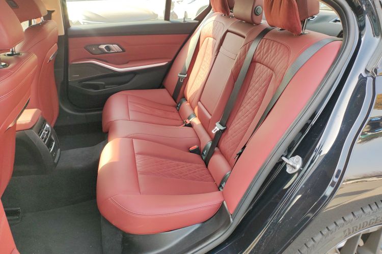 宝马3系 2025款 330Li M运动曜夜套装中控内饰21