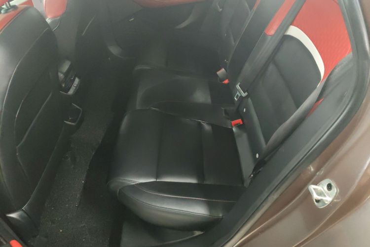 名爵 MG5 2021款 300TGI DCT青奢旗舰版中控内饰7004