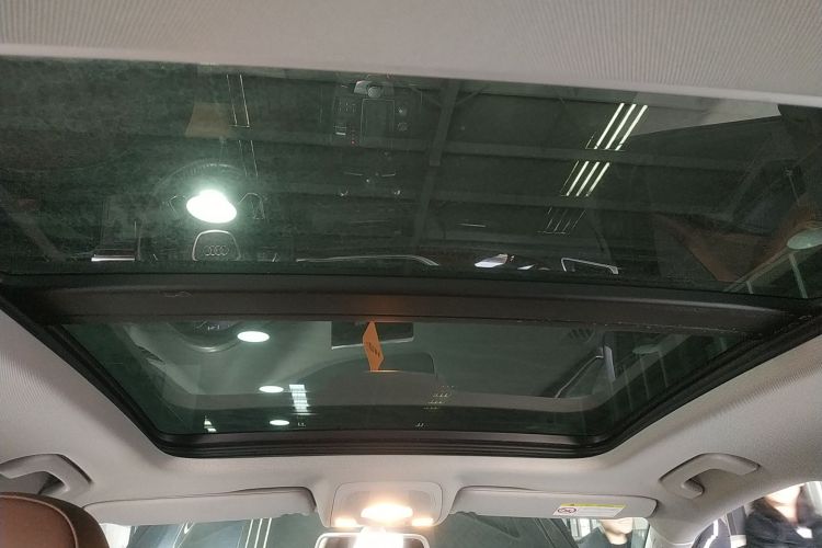 奥迪A6L 2016款 TFSI 舒适型中控内饰22