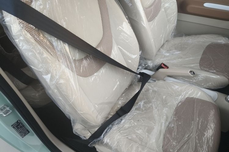 五菱汽车 宏光MINIEV 2024款 第三代 215km 青春版局部细节41