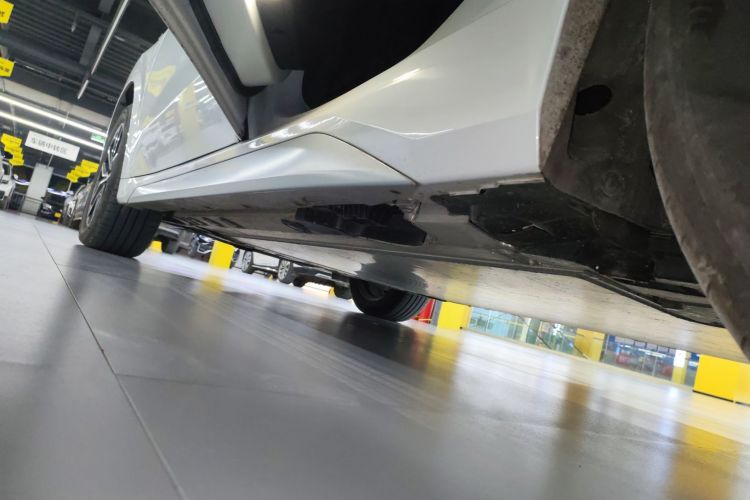 宝马iX1 2025款 eDrive25L M运动套装局部细节9002