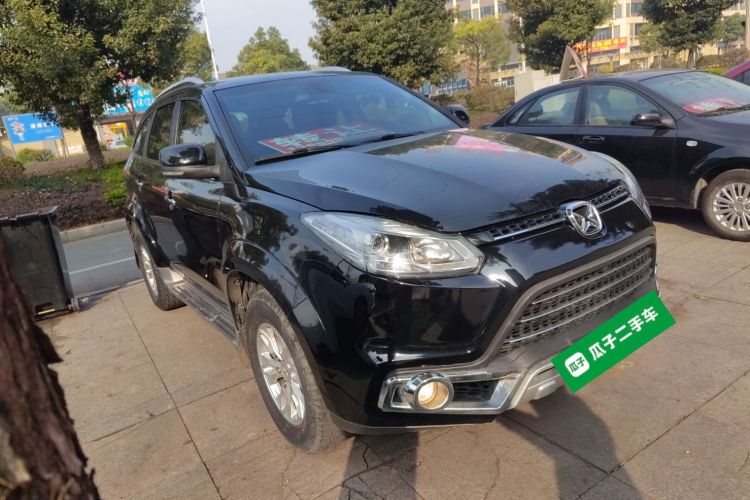 江铃 驭胜S350 2016款 2.0T 自动四驱汽油豪华版5座车身外观6002