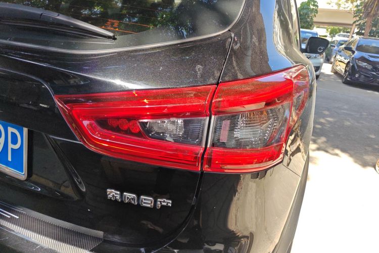 日产 逍客 2021款 2.0L CVT豪华版车身外观6006