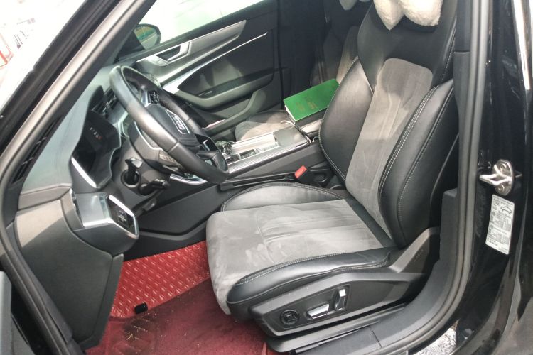 奥迪A6L 2023款 45 TFSI 臻选动感型中控内饰19