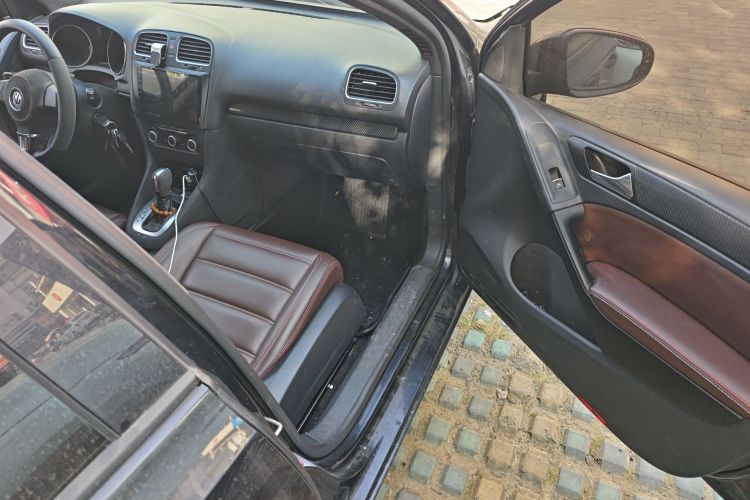 大众 高尔夫 2012款 1.6 自动时尚型局部细节9005