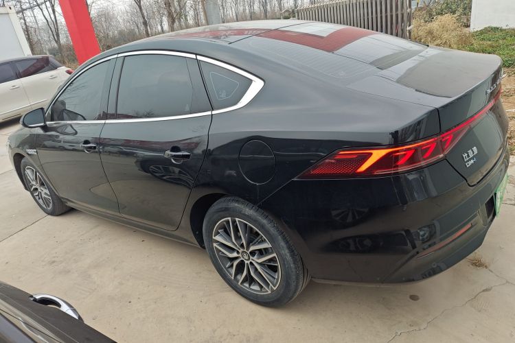 比亚迪 秦PLUS 2021款 DM-i 55KM 旗舰型车身外观6003