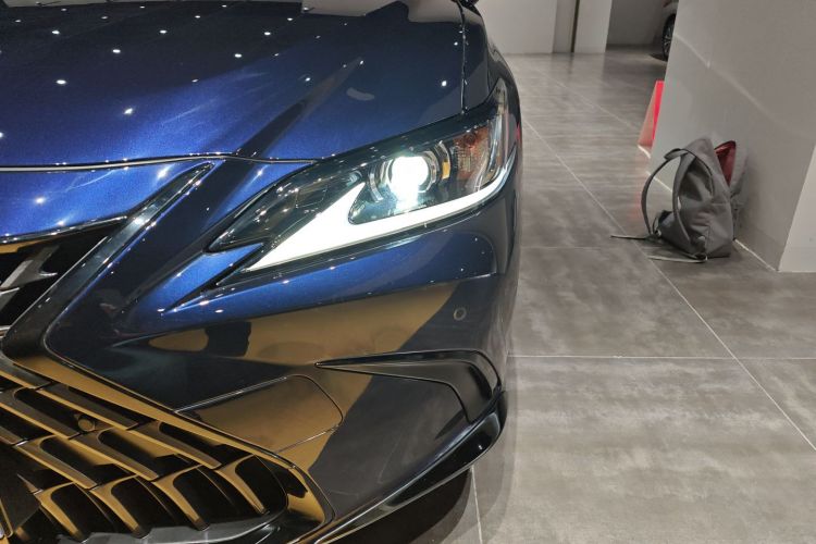 雷克萨斯ES 2022款 200 卓越版局部细节36