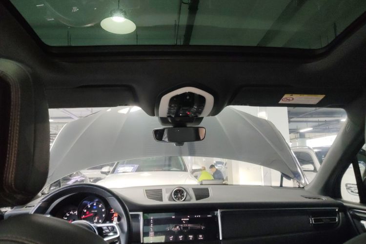 保时捷 2021款 Macan 2.0T中控内饰22