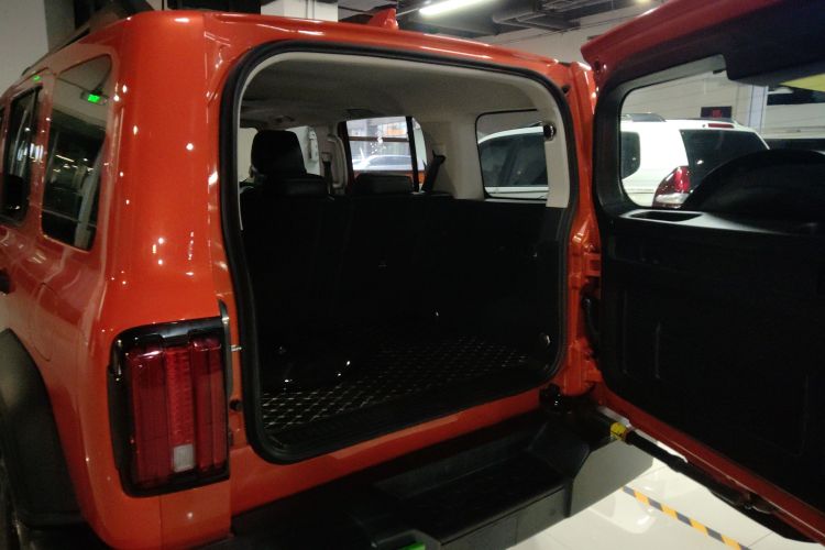 坦克300 2021款 越野版 2.0T 征服者局部细节23