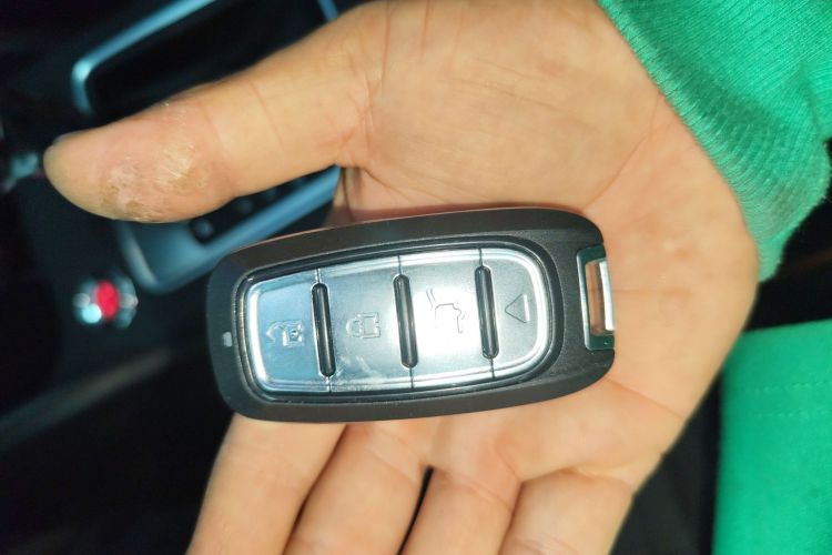 奥迪Q2L 2020款 35 TFSI 进取动感型中控内饰11