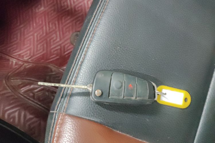 东风 锐骐 2019款 2.4L汽油国VI两驱标准型标箱2TZD中控内饰7001