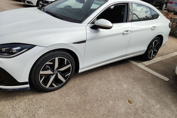 大众 2024款 凌渡L 280TSI DSG酷辣版车身外观6003