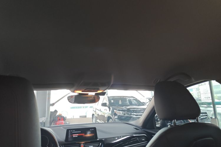 宝马1系 2021款 120i M运动版中控内饰22