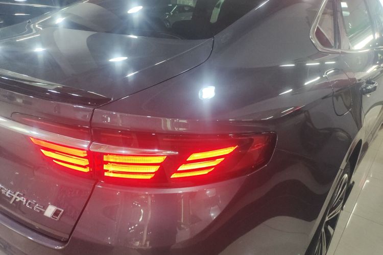 吉利汽车 星瑞 2025款 东方曜 2.0TD 望月版车身外观6001