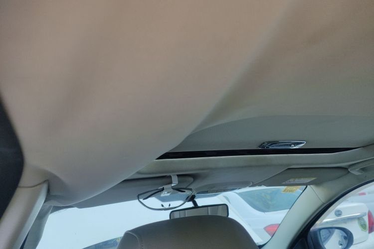 福特 福睿斯 2015款 1.5L 手动时尚型局部细节22