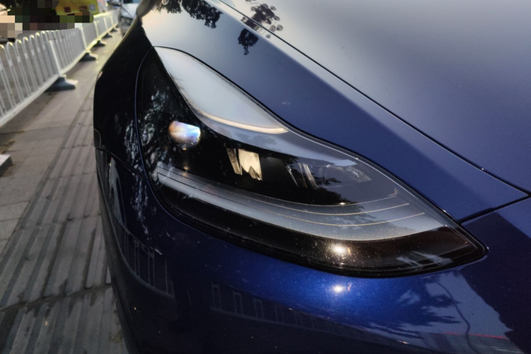 特斯拉 Model Y 2021款 长续航全轮驱动版车身外观6006