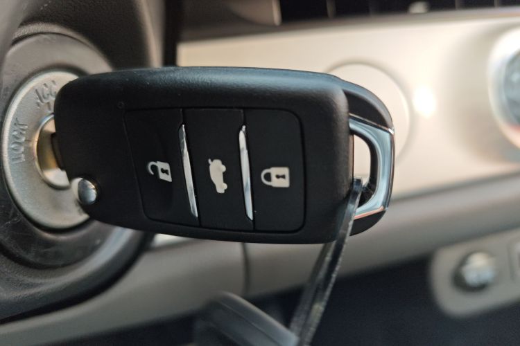 长安启源 长安Lumin 2024款 130km 清悦款中控内饰11