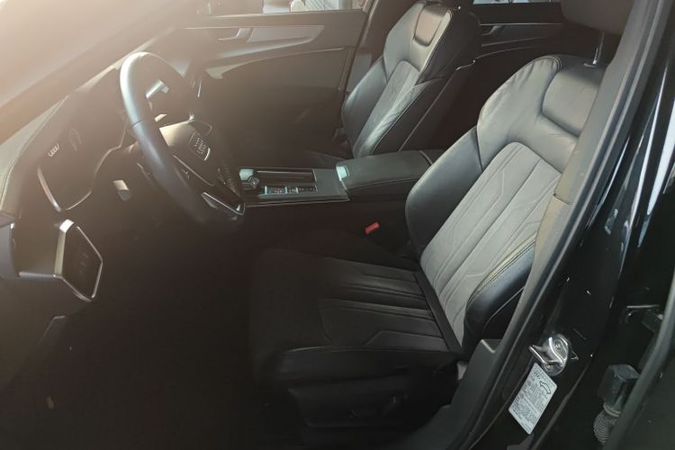 奥迪A6L 2019款 45 TFSI 臻选动感型局部细节19