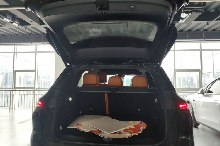 理想汽车 理想L6 2024款 Pro机舱底盘23