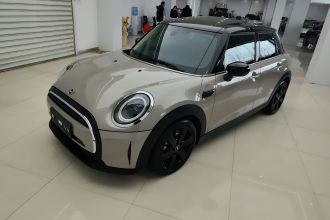 MINI 2023款 改款 1.5T COOPER 艺术家 五门版