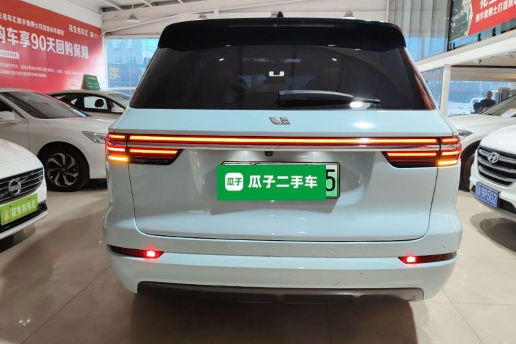 理想汽车 理想ONE 2021款 增程6座版车身外观6