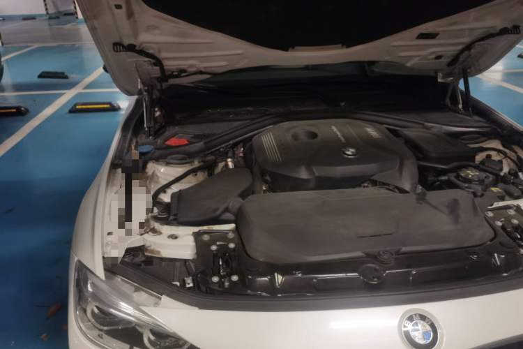 宝马3系 2017款 320Li 时尚型局部细节9006