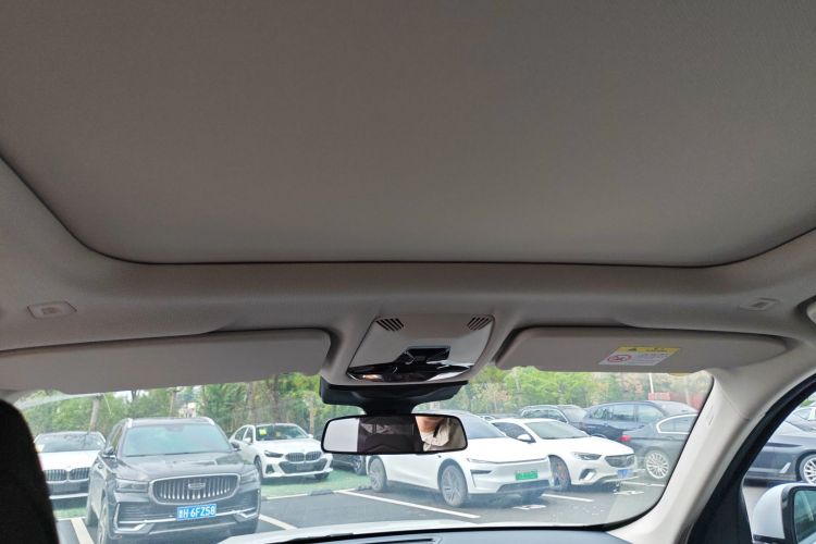 宝马X1 2023款 sDrive25Li X设计套装中控内饰22