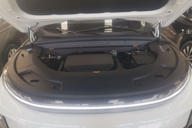 理想汽车 理想L7 2023款 Max机舱底盘24