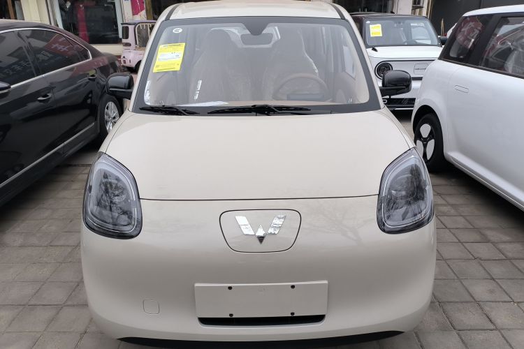 五菱汽车 宏光MINIEV 2025款 四门版 进阶款车身外观2