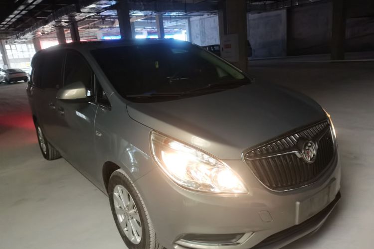 别克GL8 2018款 28T 舒适型 国VI车身外观3